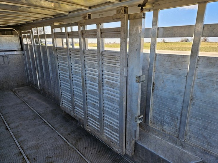 #522-•-2021-travelong-ls-mt-livestock-trailer-image-28