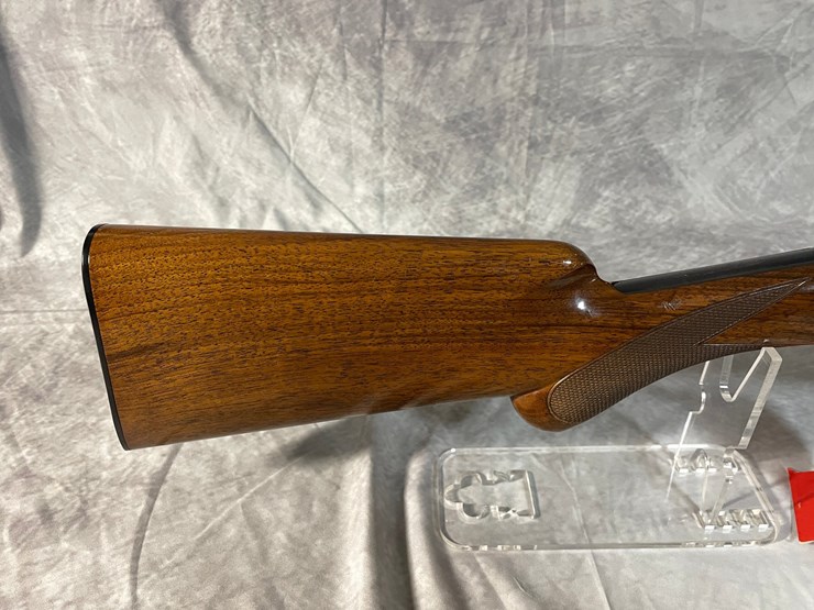 #3761-•-browning-light-12-12-gauge-semi-auto-shotgun,-sn:-41213-(arcadia,-wi)-image-11