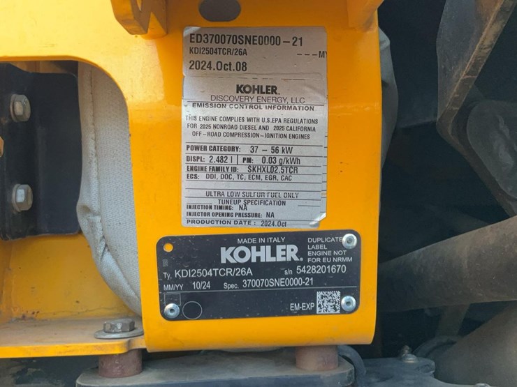 2022-jcb-215t-image-27