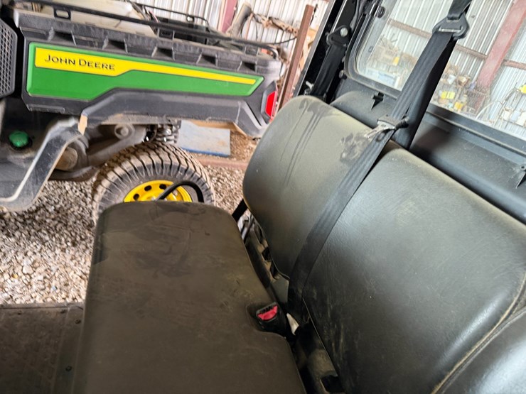 john-deere-gator-image-47