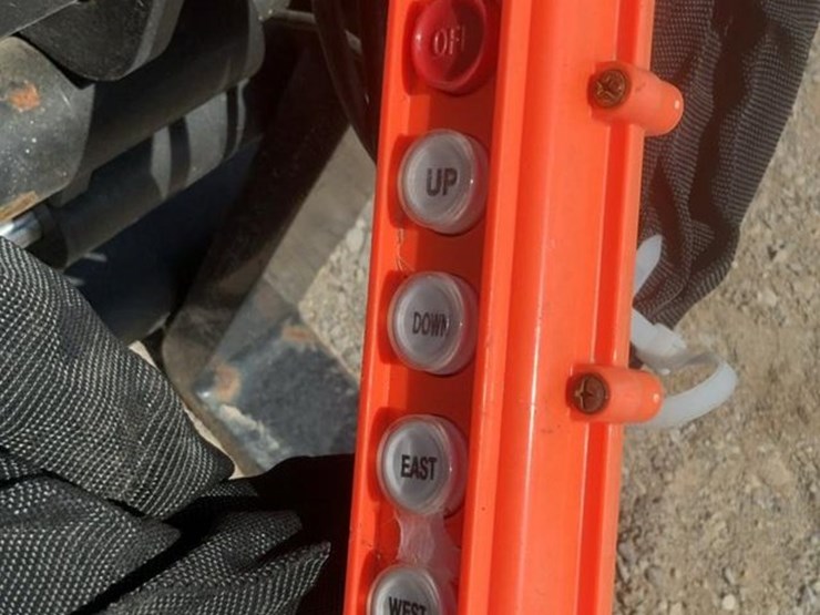 #179-•-hydraulic-forks-image-14