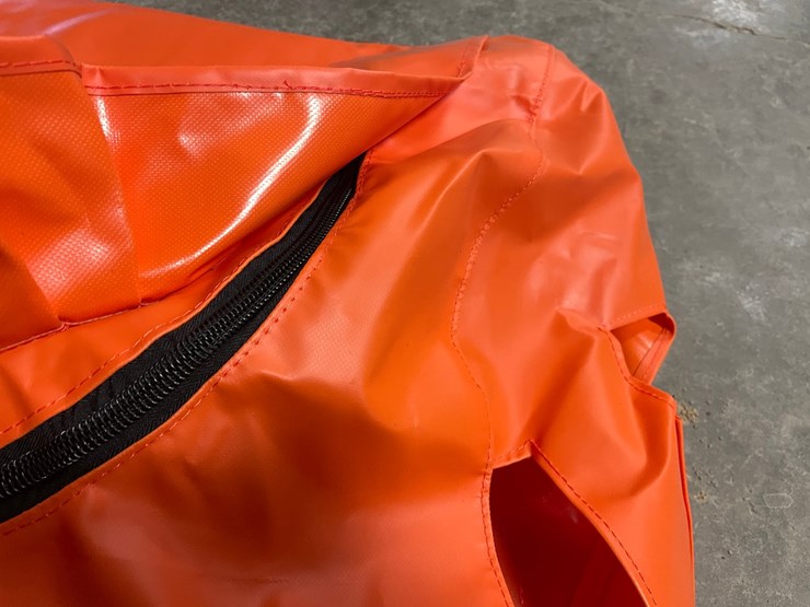 #7558-•-skytrack-man-lift-basket-control-weather-cover-image-4