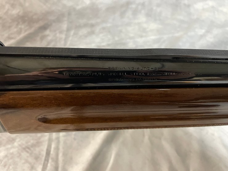 #3760-•-browning-auto-5-12-gauge-semi-auto-shotgun,-sn:-01060nu211-(arcadia,-wi)-image-13