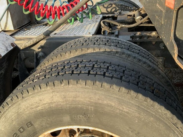 2017-international-prostar-image-72