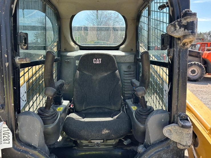 caterpillar-259d-image-21