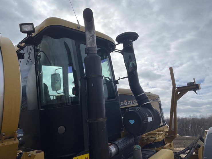 #5515-•-agco-rogator-u1264c-ag-chem-sprayer-image-33