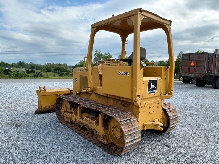 deere-550g-image-4