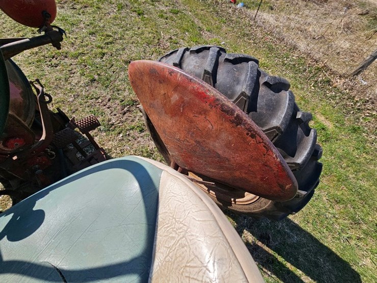 #526-•-farmall-h-tractor-image-20