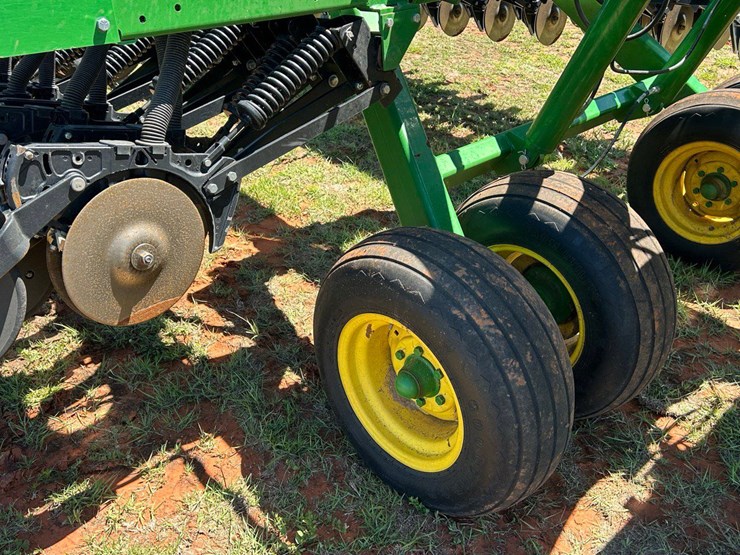 2022-john-deere-455-image-18