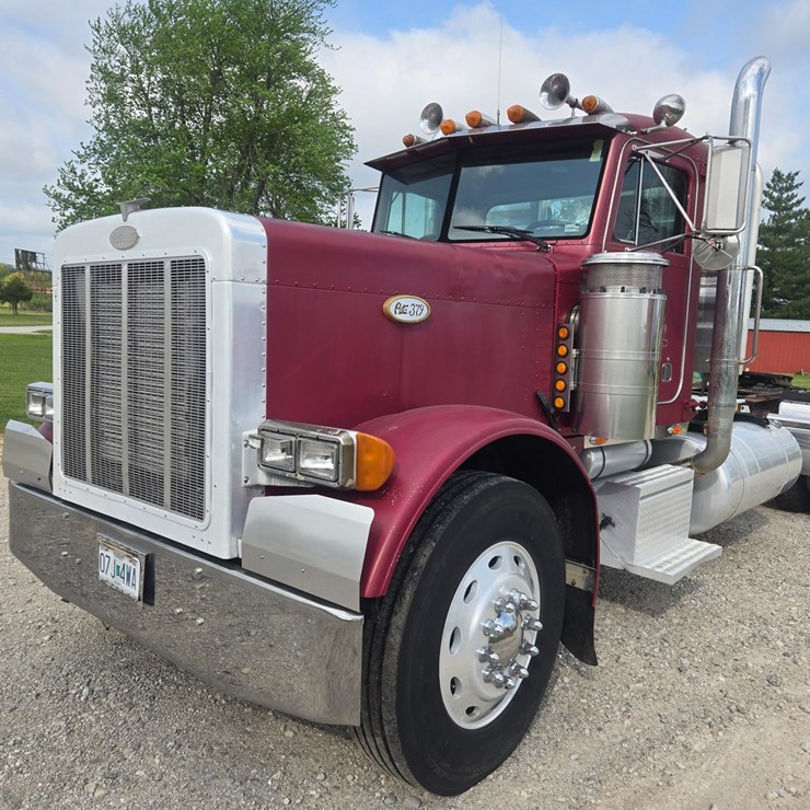 1994 PETERBILT 379