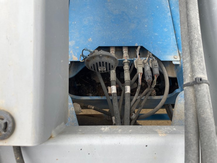 #7514-•-(s-2)-2012-genie-3369-rough-terrain-scissor-lift-image-58