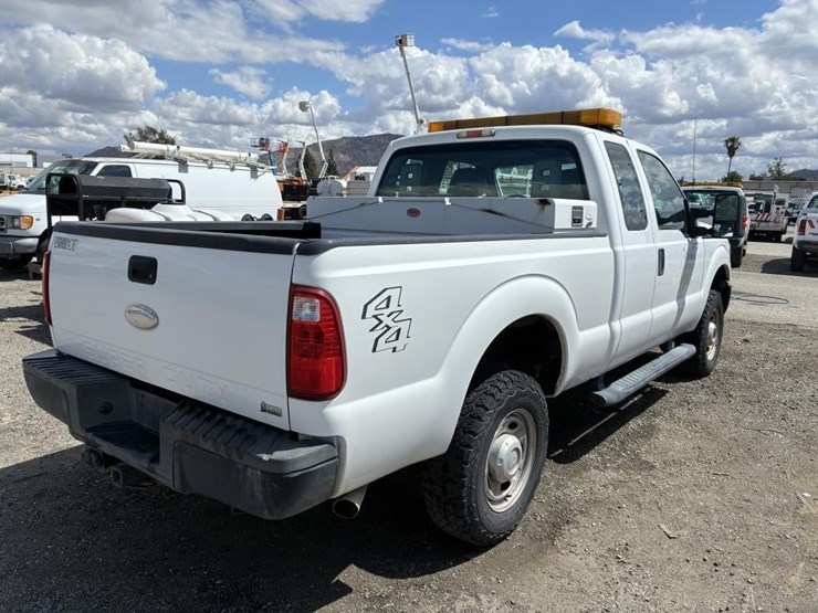 2011-ford-f250-image-3