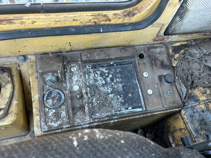 caterpillar-826c-image-45