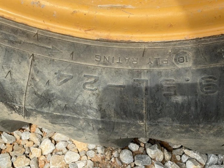 john-deere-310d-image-78