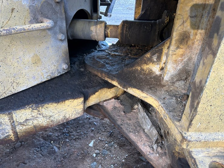 caterpillar-826c-image-22