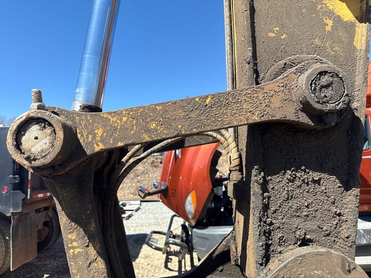 2009-deere-225-lc-image-17