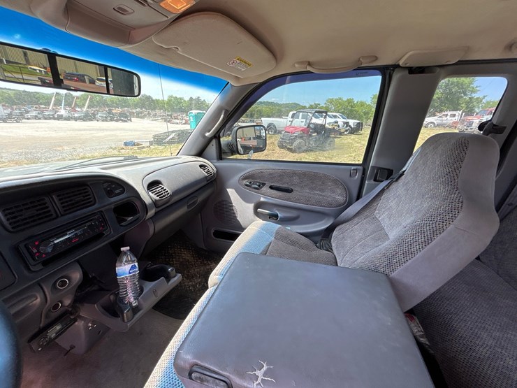 2000-dodge-ram-2500-image-10