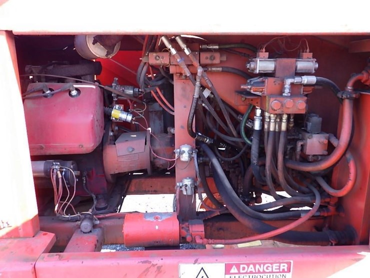 snorkel-a42r-telescopic-boom-lift-image-13