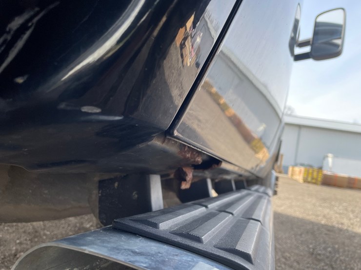 2008-gmc-3500hd-image-17