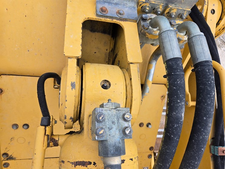 2001-caterpillar-963c-image-71