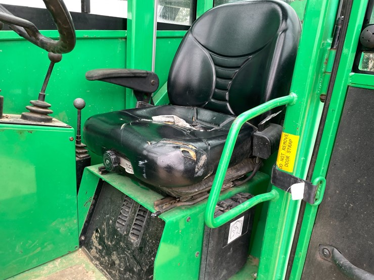 2014-sky-trak-6042-image-57