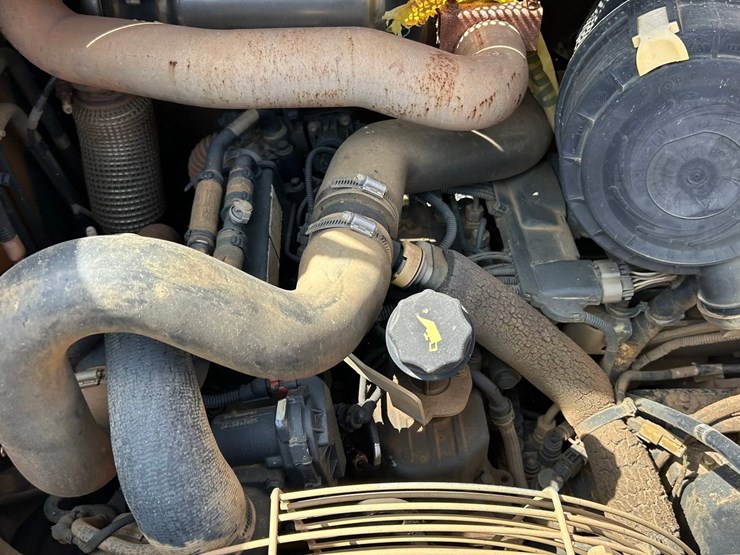 2019-case-tr270-image-29