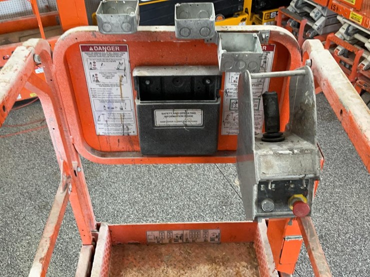 #408-•-2017-snorkel-19'-scissor-lift-image-25