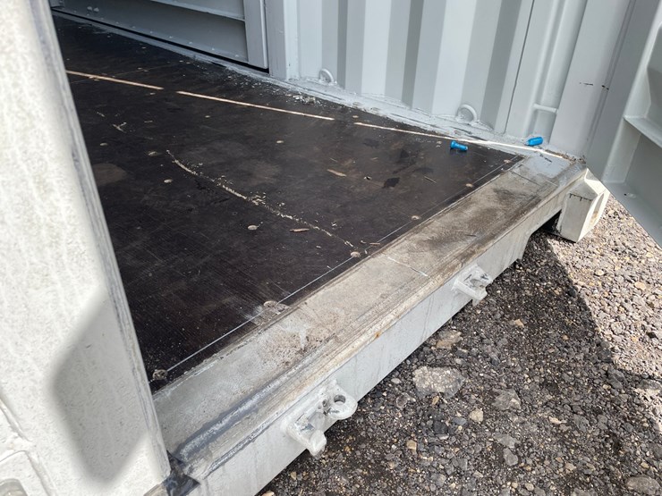 #2346-•-40'-high-cube-shipping-container-image-10