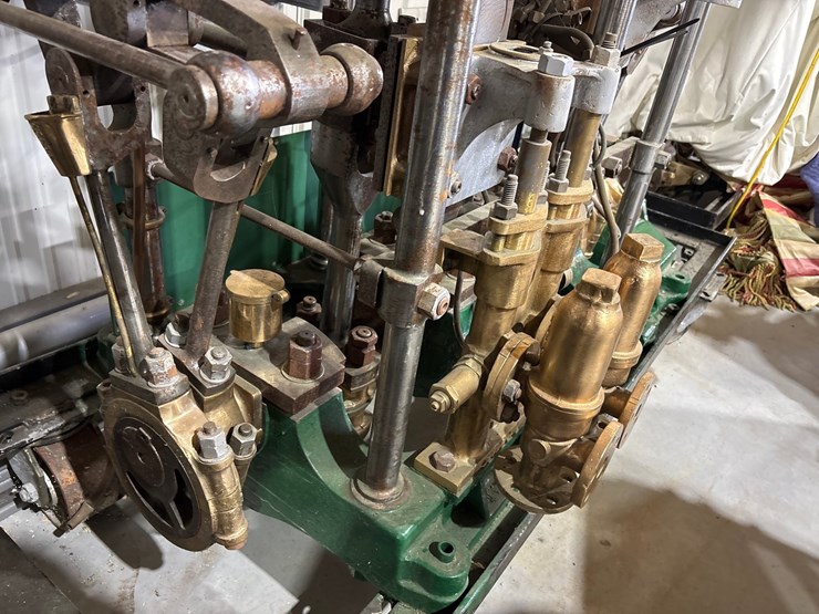 #18-•-1942-british-admiralty-tug-steam-engine-–-85-hp-image-7