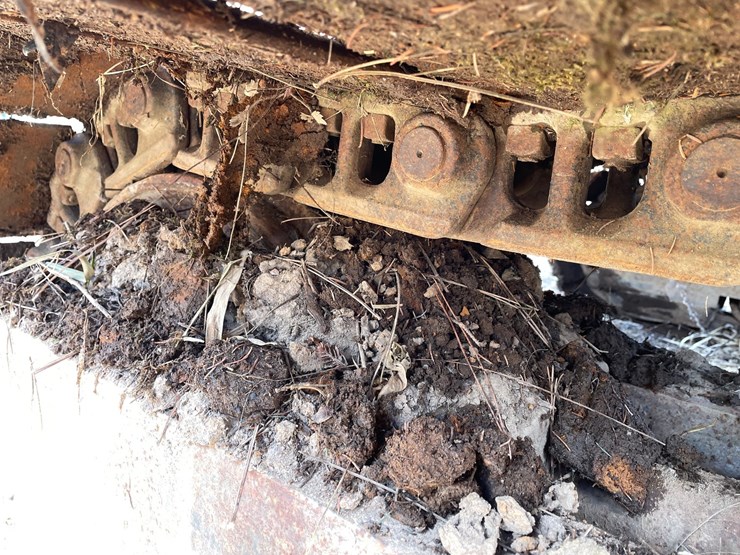 caterpillar-225-image-23