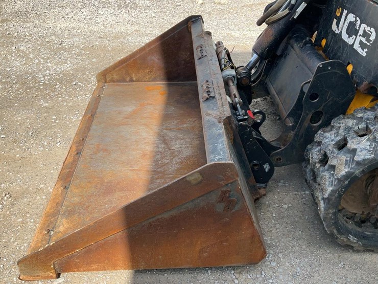 2021-jcb-215t-image-21