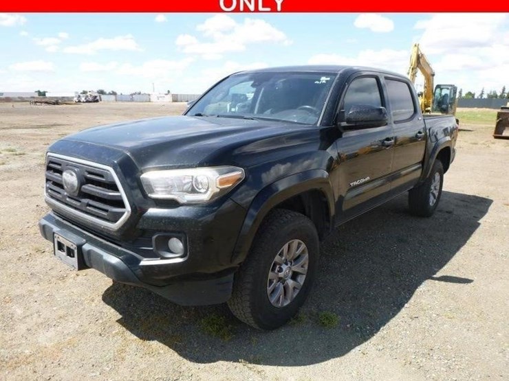 2018-toyota-tacoma-image-1