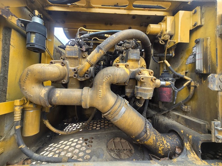 deere-892e-lc-image-41