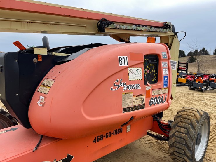 jlg-600aj-image-11