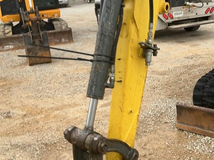 2019-wacker-neuson-ez26-image-27