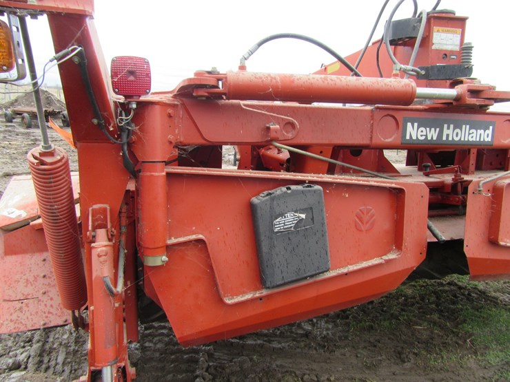 new-holland-1431-image-12