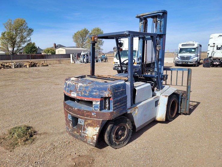 komatsu-forklift-image-4