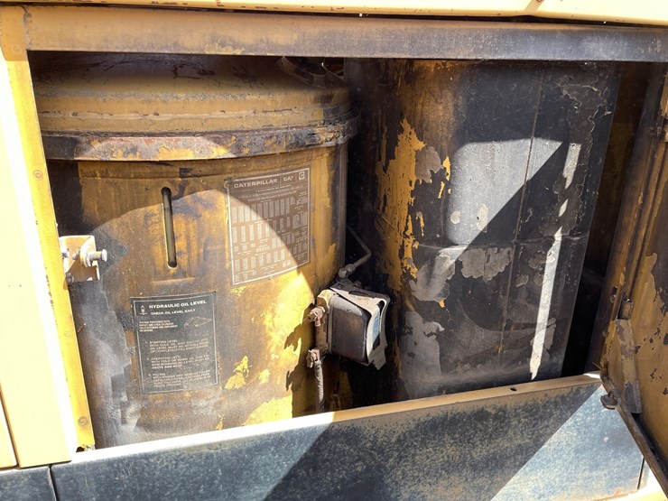 caterpillar-225-image-51