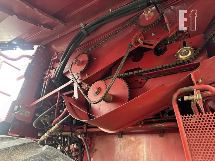 case-ih-2388-image-11