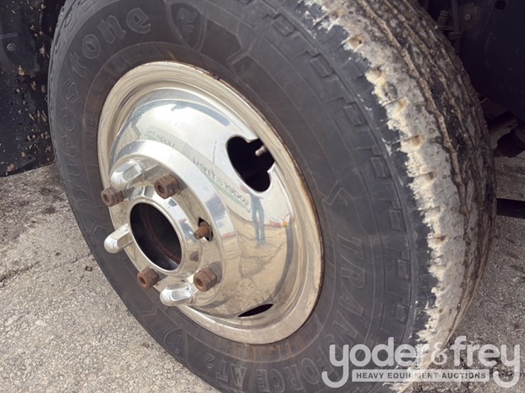 2017-ford-f350-image-33