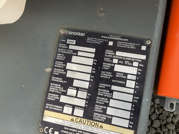 #310-•-2019-snorkel-38'-articulating-lift-image-14