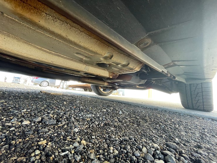 #2849-•-2008-pontiac-vibe-awd-hatchback-(has-wi-title)-image-23