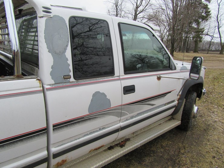 1997-chevrolet-3500-image-19