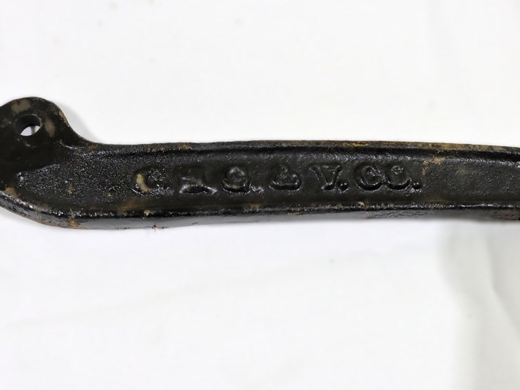 #43-•-cast-iron-steam-whistle-lever-handle-–-marked-csc-&-v-co.-image-5