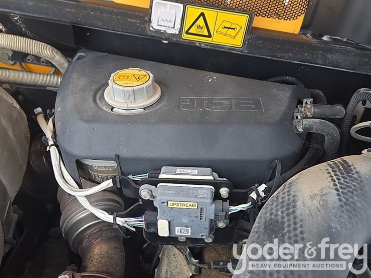 2017-jcb-510-56-image-42