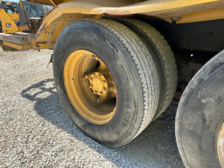 1983-caterpillar-3208-image-12