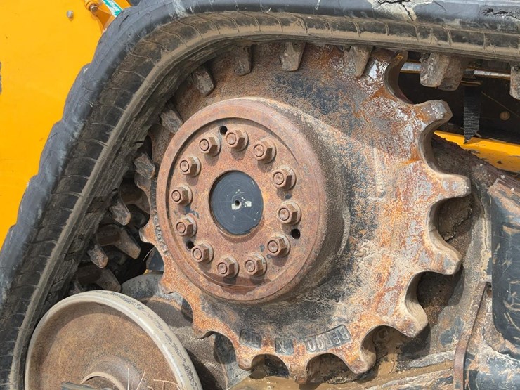 2021-jcb-215t-image-43