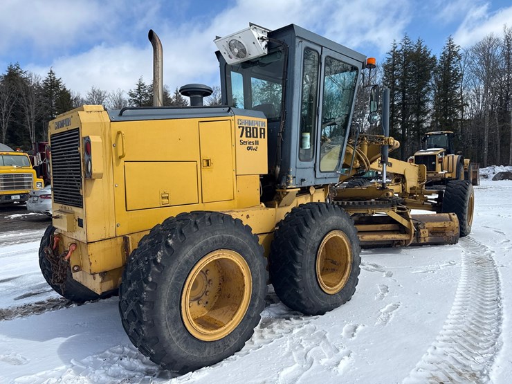 2019-champion-780a-image-5