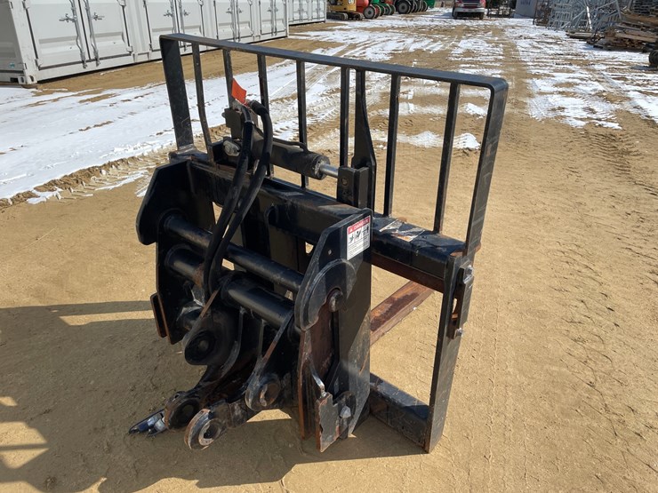 #7553-•-jlg-g5-telehandler-mast-and-forks-image-12