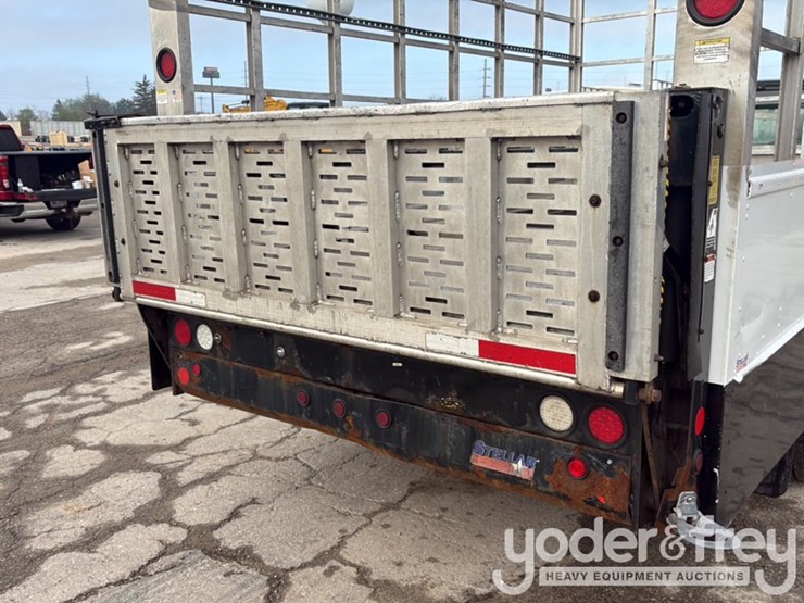 2017-ford-f350-image-22